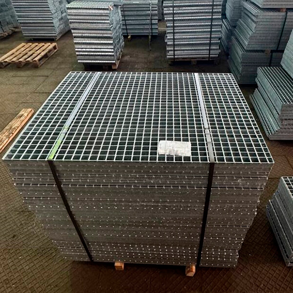 Решетчатый сварной настил SP Zn 34x38 / 30x2 мм Ст3 ТУ 5262-001-81167288-2009 фото